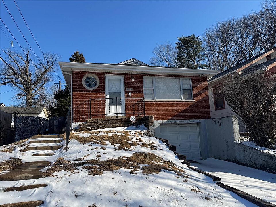 1st image of 4650 Dewey Ave