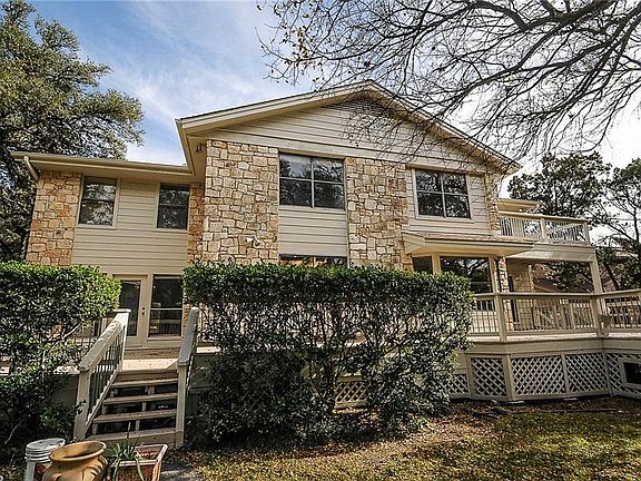 3rd image of 10600 Plumewood Dr