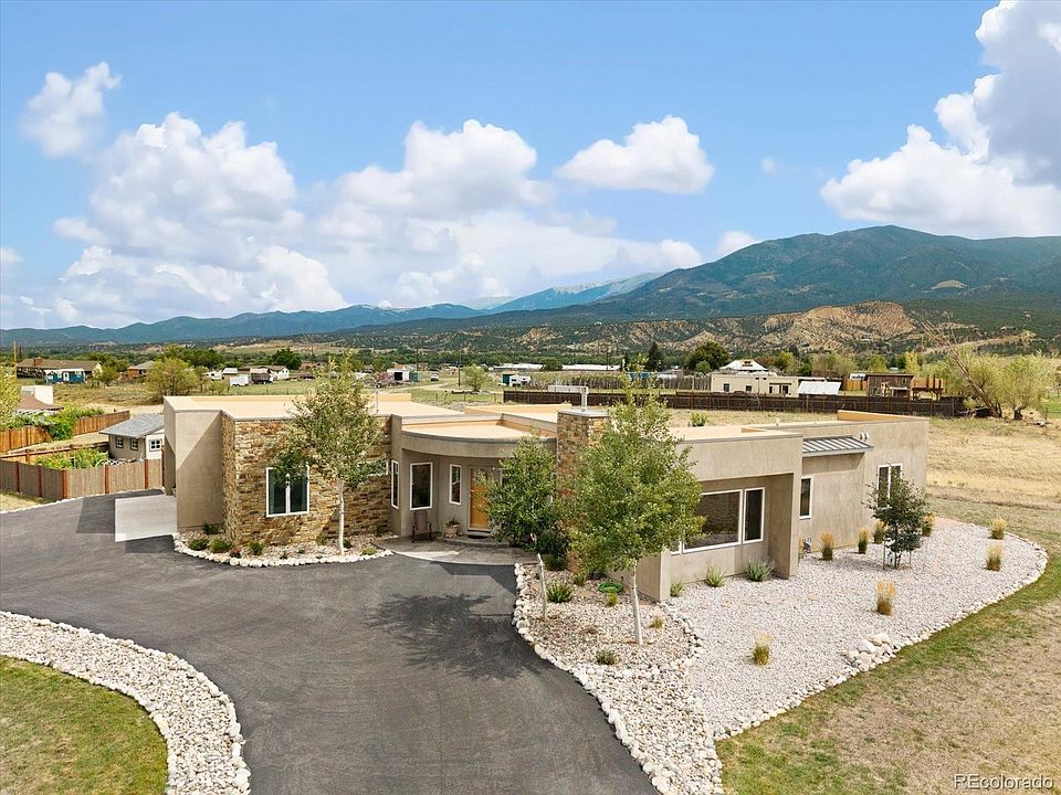 1st image of 7670 Meadowlark Lane