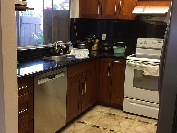 3rd image of 19383 Greenwood Dr