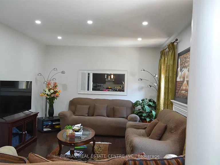4640 Erwin Rd — Photo 11
