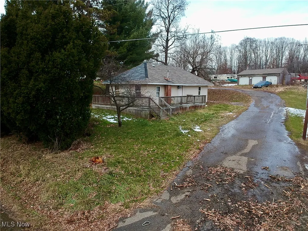 16400 Ellsworth Rd photo 1
