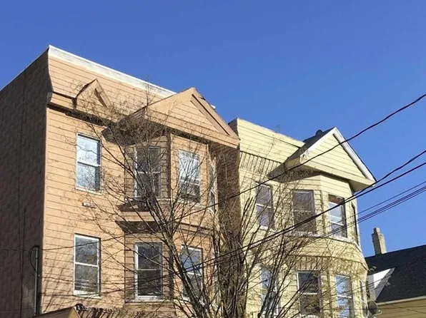 233 4th St, Newark, NJ 07107