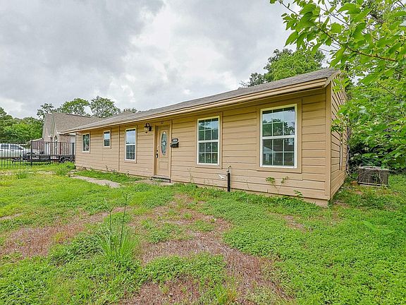 3rd image of 5839 Southurst St
