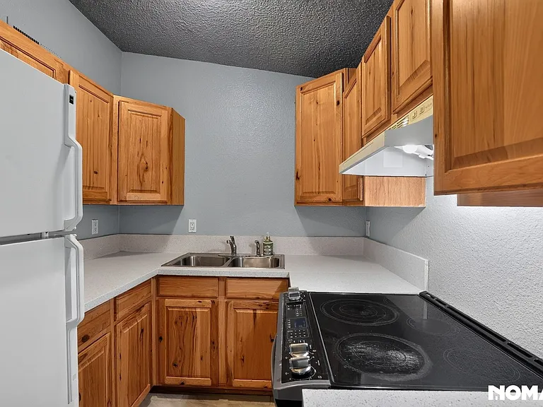 3645 N 69th Ave #37 — Photo 7