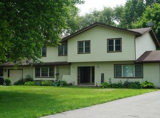 N55W35985 Lisbon Rd, Oconomowoc, WI 53066