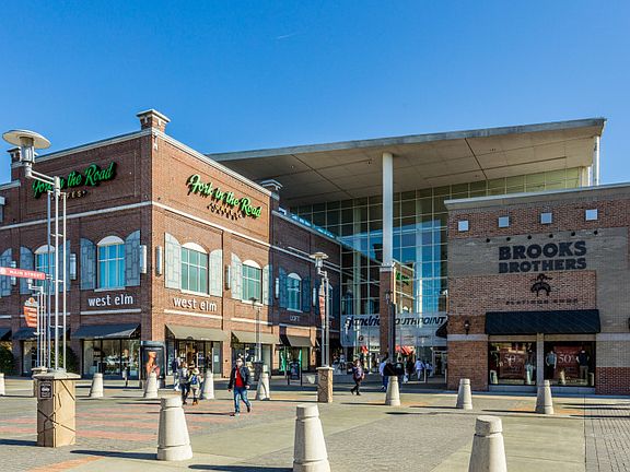 Streets at Southpoint Mall where Dining Shopping is Limitless