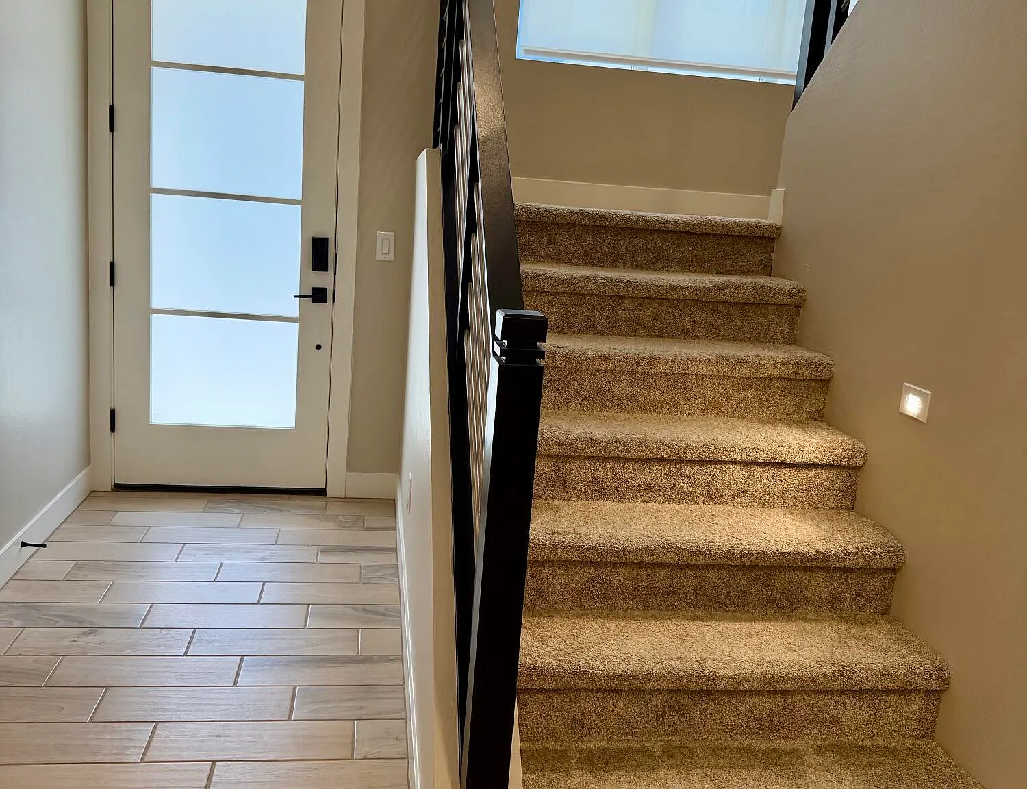 3 bed, 2.5 bath, 1804 sqft, $2,380 — Photo 4