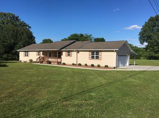 100 Chickasaw Dr, Cohutta, GA 30710