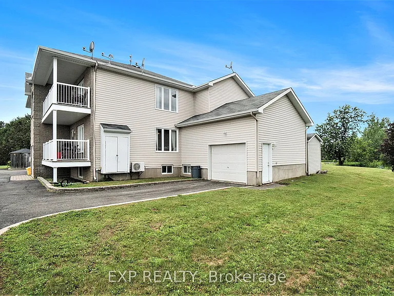 525 Russell Rd #1 — Photo 30