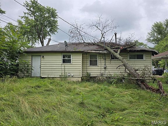 5th image of 10109 Crown Point Dr