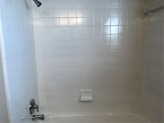 4th image of 4405 Avenue A APT 6