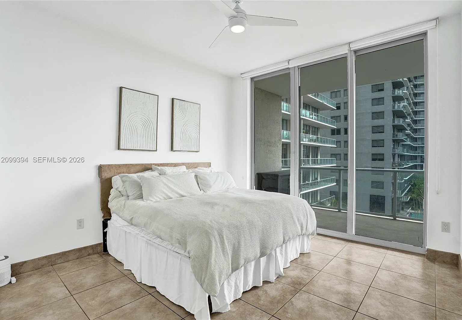 Two Midtown Miami Condo — Photo 4