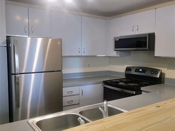 5th image of 5316 Pershing Ave APT 406