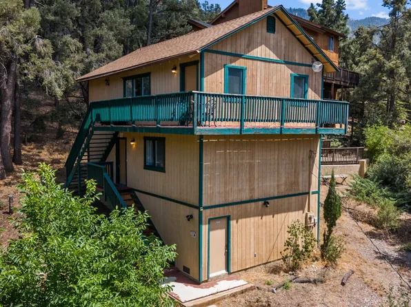 2304 Woodland Dr, Pine Mountain Club, CA 93222