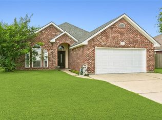 15 Oxford Dr, La Place, LA 70068
