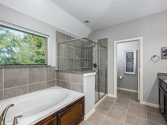 4101 Blackjack Oak Dr — Photo 12