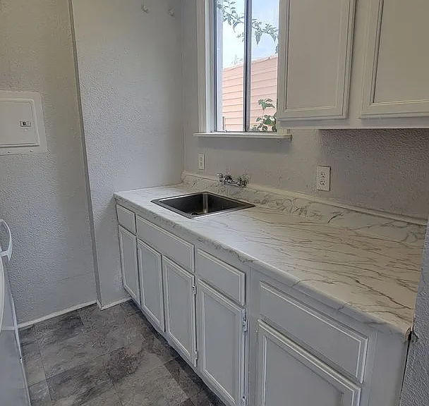 5800 Walnut St — Photo 5