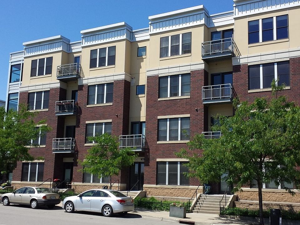 1st image of 118 Water St APT 121