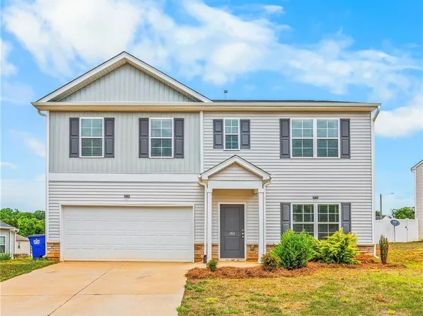 454 Infinity Cir, Winston Salem, NC 27103