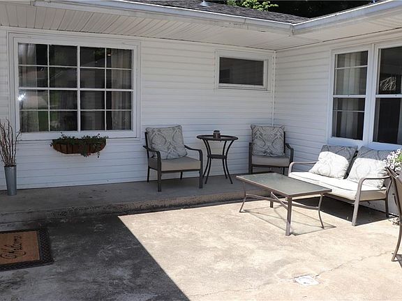 5th image of 1414 Woodridge Dr