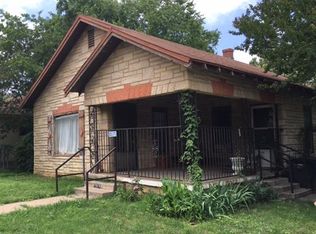 917 E Ripy St, Fort Worth, TX 76110