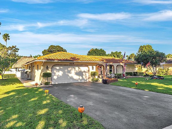 3rd image of 466 NW 94th Way