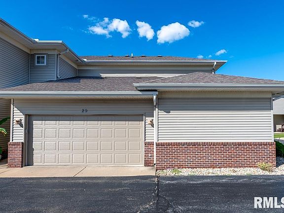 3rd image of 11217 Oakwood Dr Unit 29