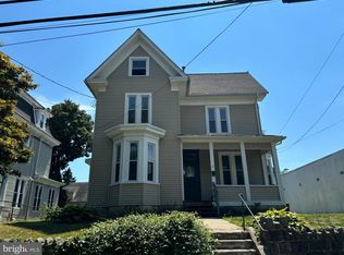 31 E Centre St, Woodbury, NJ 08096