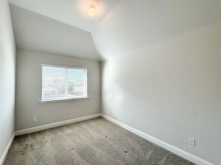 15172 Bardwell Ln — Photo 27