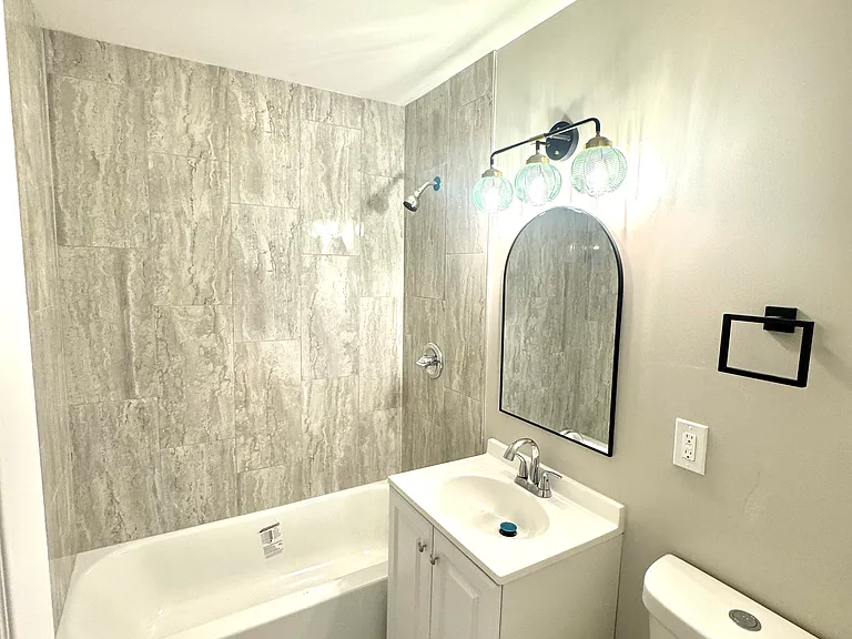 6612 Illinois Ave — Photo 5