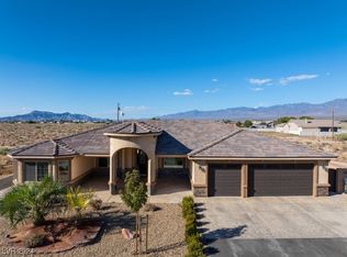 720 E Hickory St, Pahrump, NV 89048