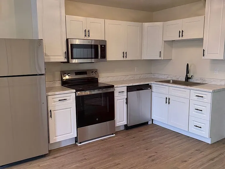 309 Main St #5 — Photo 11