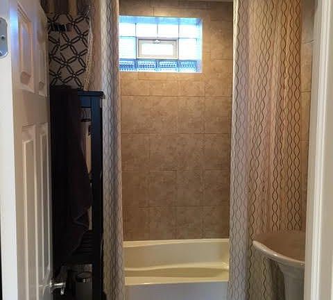 5th image of 1914 S Throop St #1R