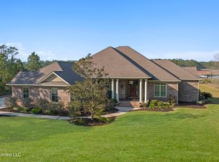 5804 Olde Oakview, Ocean Springs, MS 39564