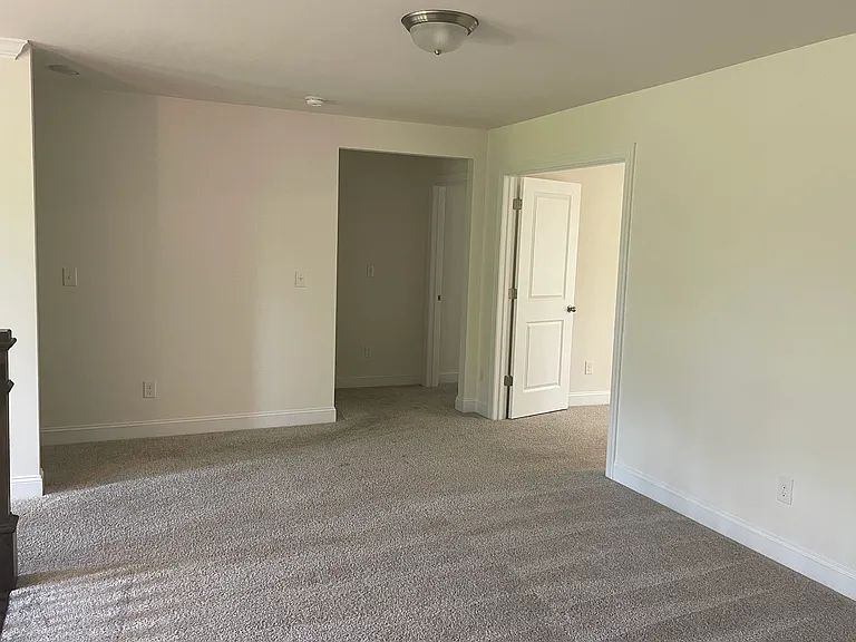 15614 Coventry Court Ln — Photo 12