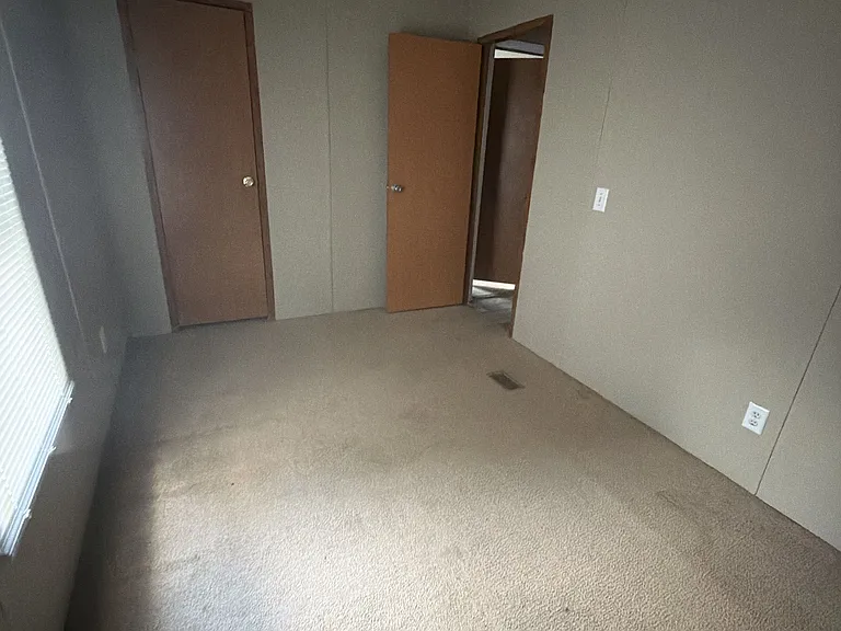 2829 SE Tibet Hwy #10 — Photo 7