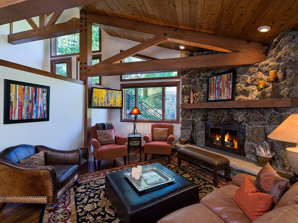 2nd image of 3988 Lupine Dr Unit B