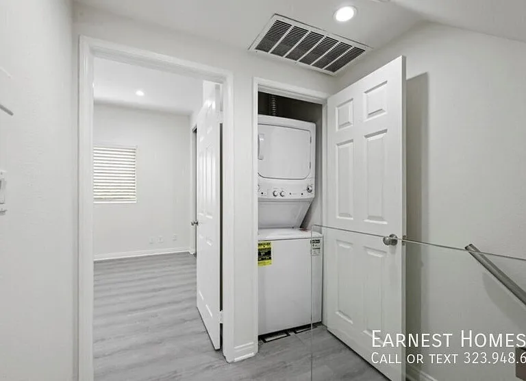 4310 Whitsett Ave #3 — Photo 11