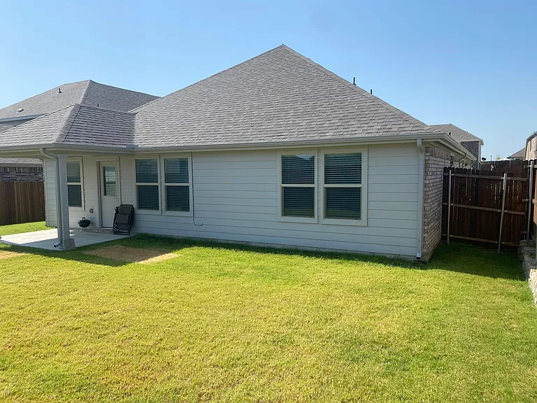 514 Janette Ct — Photo 18