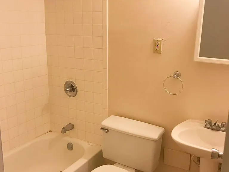 St. Agnes Apartments — Photo 23