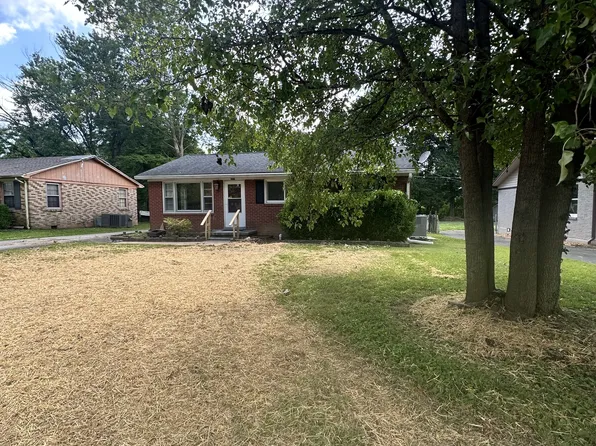 301 Apache Dr, Hopkinsville, KY 42240