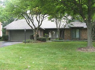 7249 Whispering Oak Dr, Sylvania, OH 43560