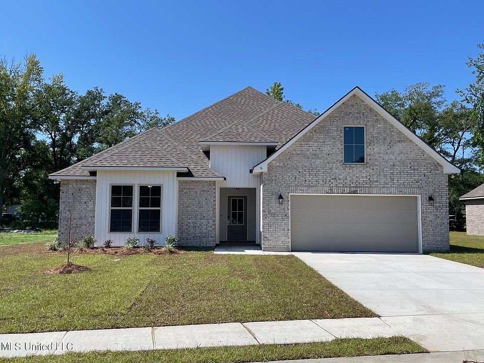 2nd image of 6 Alexandria Grace Dr
