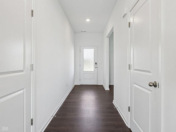 5th image of 2281 Oakmont Dr