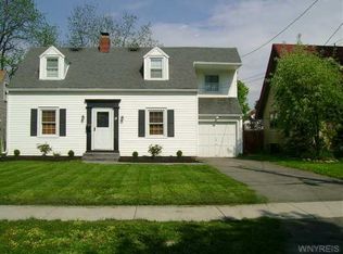 14 Villa Pl, Lancaster, NY 14086