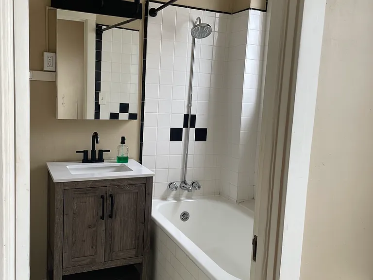 10 Atlantic Ave #504 — Photo 12