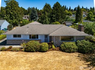 17958 Brittany Dr SW, Seattle, WA 98166