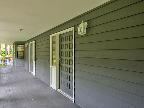 3rd image of 16902 NE Woodinville Duvall Rd Unit B