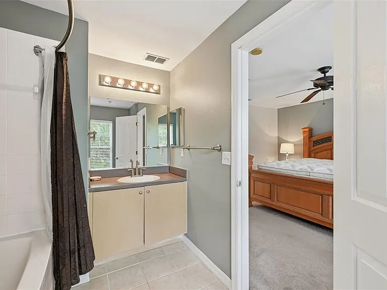 1020 Waterside Dr #1020 — Photo 26